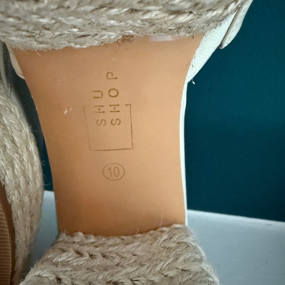 ShuShop Women's Tan Platform Heels 10 - Picture 5 of 5